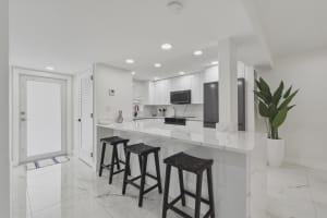 9523 N Hollybrook Lake Drive 103, Pembroke Pines