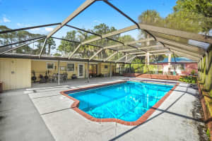 203 E Easy Street, Fort Pierce