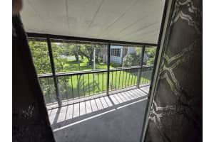 1001 Three Islands Boulevard 36, Hallandale Beach