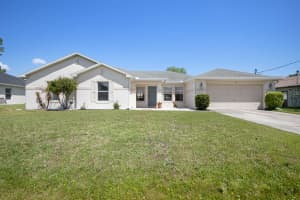 27 Wood Arbor Lane, Palm Coast 27 Wood Arbor Lane, Palm Coast