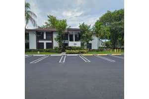 204 Lake Pointe Drive 107, Oakland Park 204 Lake Pointe Drive 107, Oakland Park
