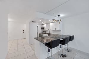 7100 Nw 17th Street 220, Plantation 7100 Nw 17th Street 220, Plantation