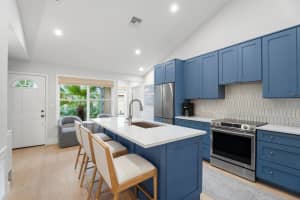 1374 Coral Park Lane 803, Vero Beach