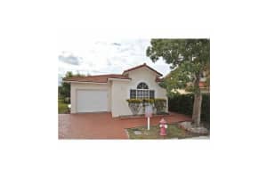 104 Danielle Ct, Weston