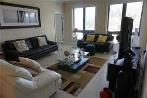 2401 Anderson Rd 6, Coral Gables