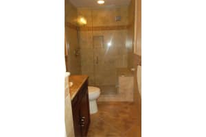 2175 Ne 56th Street 207, Fort Lauderdale