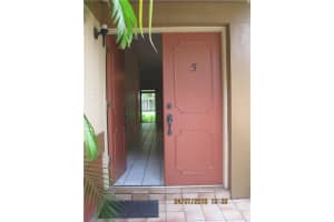 9680 Sw 152nd Avenue E5-1, Miami 9680 Sw 152nd Avenue E5-1, Miami