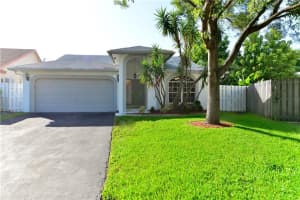 9935 Nw 54th Pl, Coral Springs