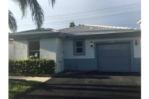 6776 Nw 69th Ct, Tamarac