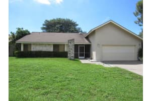 8348 Nw 80th St, Tamarac