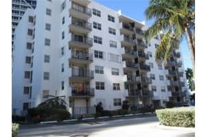 3000 Riomar Street 208, Fort Lauderdale