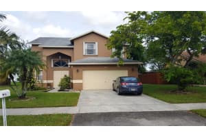 5611 Sw 58th Court, Davie