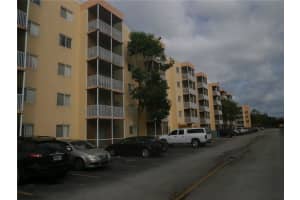 2241 S Sherman Cir C302, Miramar 2241 S Sherman Cir C302, Miramar