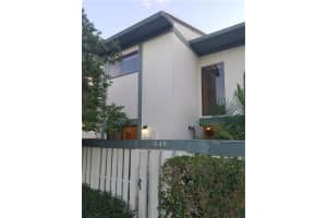 648 Ne 195th St 648, Miami