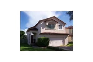 491 Lakeside Circle, Sunrise