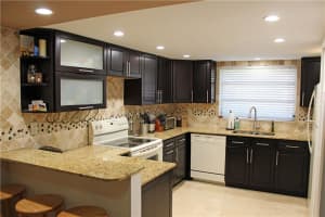 7175 Nova Drive 104, Davie