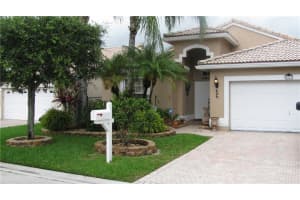 8571 Nw 46th Dr, Coral Springs