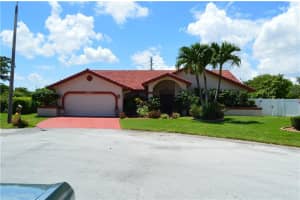 8427 Nw 80th Ct, Tamarac