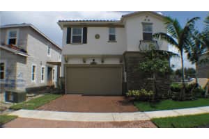 6415 Osprey Landing St, Davie