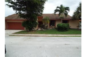 8810 Paradise Court, Tamarac