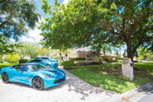 5000 Nw 83rd Lane, Coral Springs