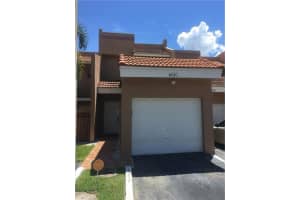 1620 Sw 120th Avenue 1620, Pembroke Pines