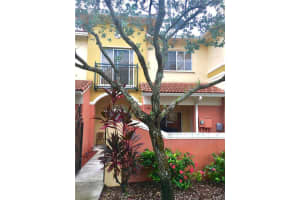 1104 N Santa Catalina Cir 1104, North Lauderdale