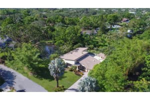 10951 Sw 42nd Place, Davie