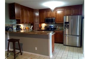 4823 Nw 95th Ave 6b, Sunrise