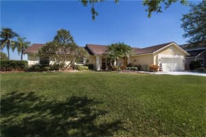 20331 Nw 4th St, Pembroke Pines