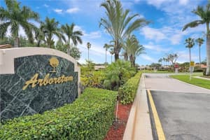 12645 Sw 9th Place, Davie