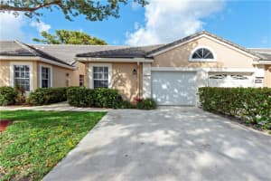 8761 Forest Hills Boulevard 31, Coral Springs