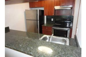 8407 Sw 5th St 105, Pembroke Pines