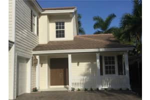 4755 Village Way, Davie