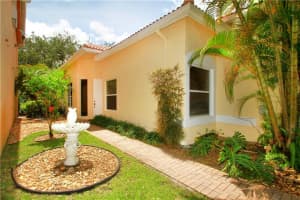 7606 Nw 60th Ln, Parkland