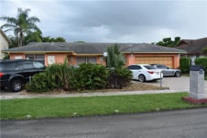 6880 Nw 45th Court, Lauderhill