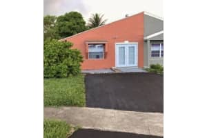 1215 Sw 73rd Avenue, North Lauderdale