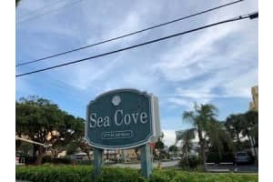 1975 Se Third Street 102, Deerfield Beach