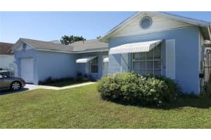 1220 Sw 87th Way, Pembroke Pines
