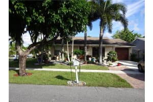 7355 Willow Springs Cir, Boynton Beach