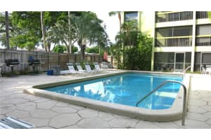 2450 Ne 15th Ave 101, Wilton Manors