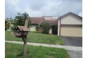 6801 Nw 45th Street, Lauderhill