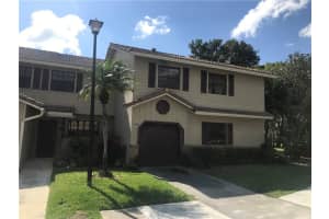 9190 Vineyard Lake Dr 9190, Plantation