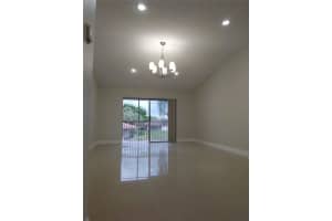 9903 Three Lakes Circle 12g, Boca Raton