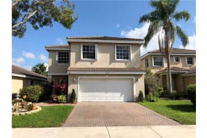 7945 S Silverado Cir, Davie