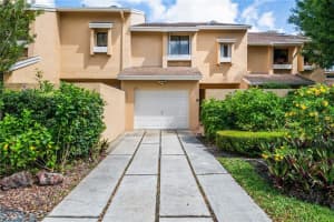6535 Parkview Dr G, Boca Raton