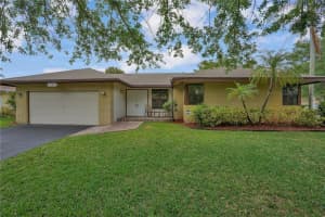 11215 Nw 43rd Place, Coral Springs