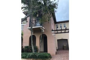 4442 W Arabian Way 4442, Cooper City