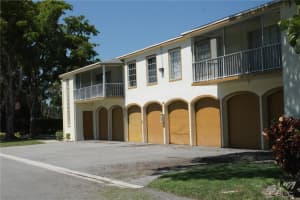 5880 Nw 57th Avenue 5, Tamarac