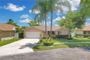 10061 Sw 15 Place, Davie